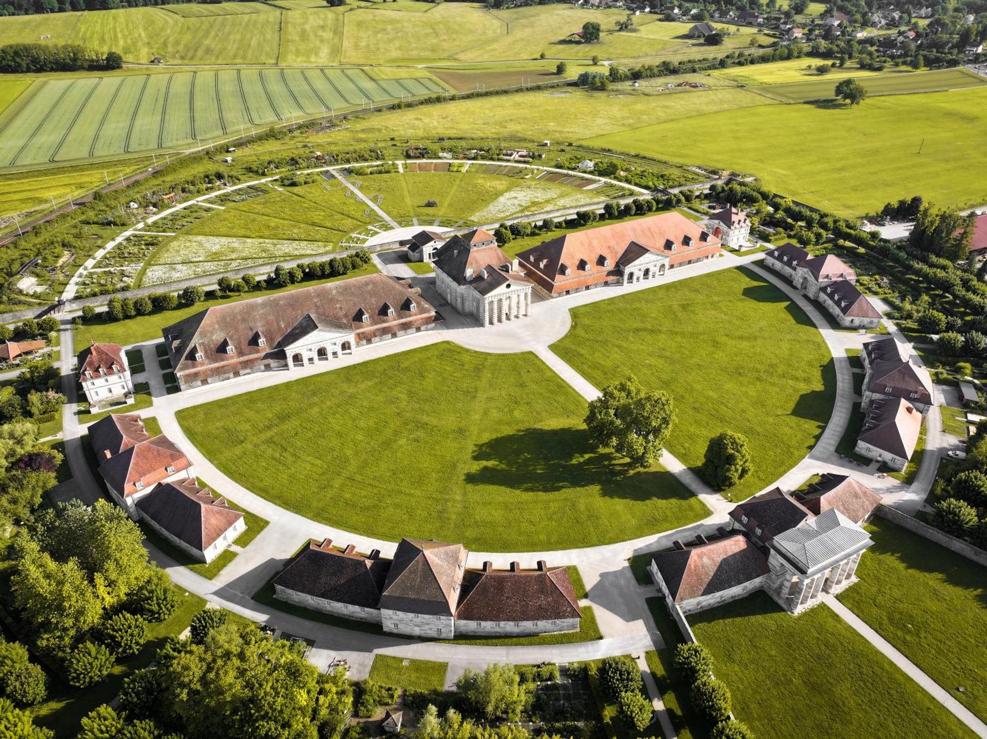 La Saline Royale Hotel Arc et Senans Bagian luar foto